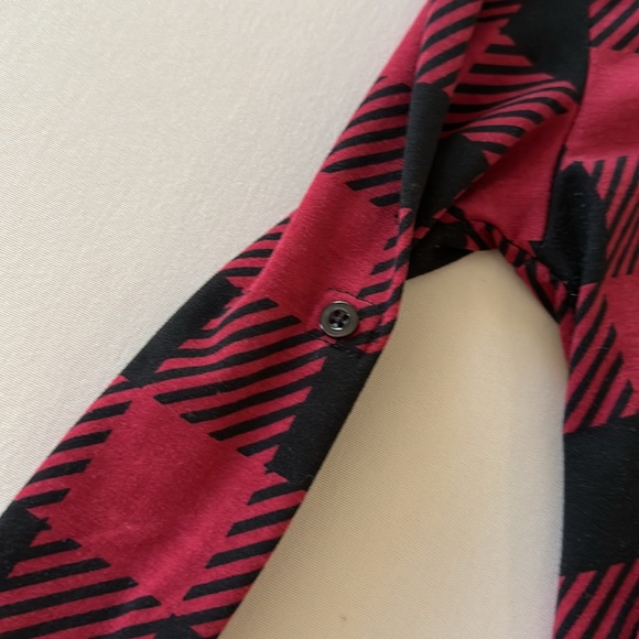 LulaRoe Button front long sleeve shirt - Picture 6 of 8